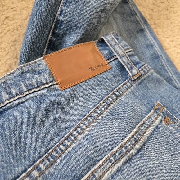 NWT Madewell The High Rise Slim BoyJean Distressed Size 25 - Picture 12 of 16